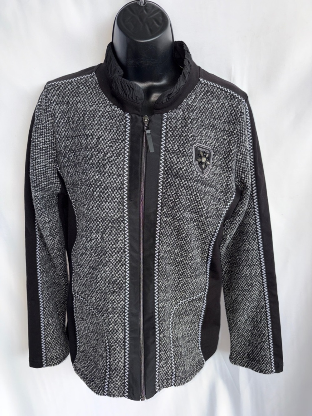 Dolcezza Stylish Black and White Tweed Jacket, sz XS, 18” PTP, 25” L
